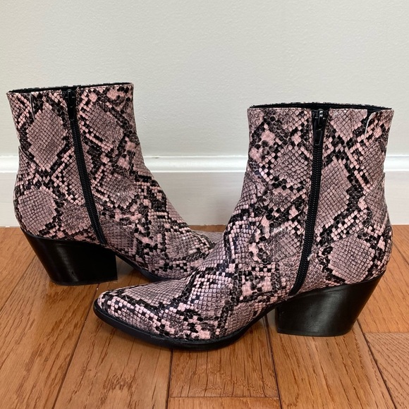 Jeffrey Campbell Kelam pink snake print booties size 6.5 - Picture 5 of 9